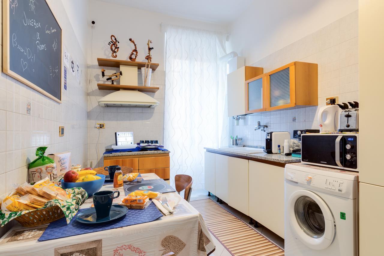 Jukebox & Rooms B&B ローマ エクステリア 写真